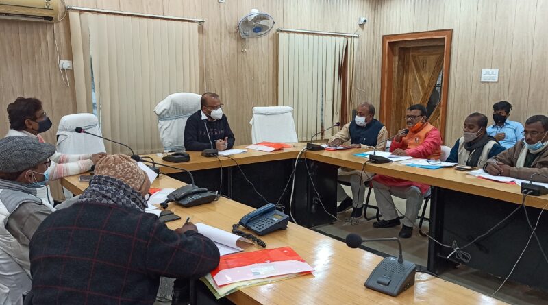 IMG 20220124 WA0106 उर्वरक को उसके निर्धारित मूल्य से अधिक राशि में बेचना कानूनन जुर्म है : D M