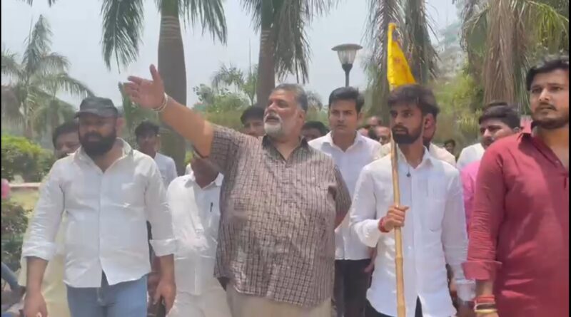 Capture 2022 05 17 18.03.34 बिहार में 17 साल के घोटालों की फाइलें जलाई जा रही हैं सभी महकमे में घोटाले की फाइलों, दस्तावेजों को जमींदोज किया जा रहा : पप्पू यादव