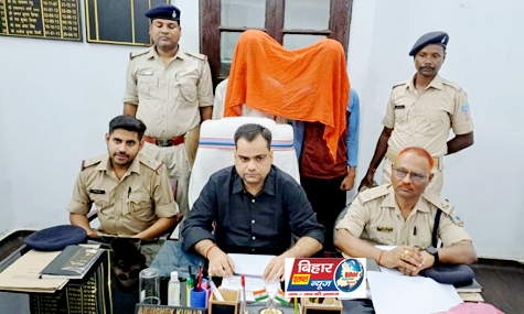 देसी कट्टा और गोली के साथ पकड़े गए दो युवकों को भेजा गया जेल 1 2 8 देसी कट्टा और गोली के साथ पकड़े गए दो युवकों को भेजा गया जेल