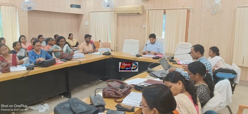 WhatsApp Image 2022 09 24 at 7.24.04 PM जिले की नई और पुरानी सभी रिक्तियों को जल्द से जल्द भरे जाने का निर्देश :डीएम