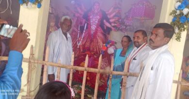 दुर्गामंदिर में प्रमुख प्रमिला देवी व जदयू नेता सत्यनारण साफी ने की आराधना 5 IMG 20221006 WA0059 दुर्गामंदिर में प्रमुख प्रमिला देवी व जदयू नेता सत्यनारण साफी ने की आराधना