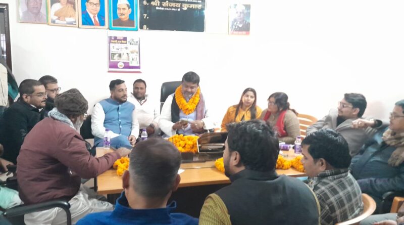 जिला परिषद मधुबनी के उपाध्यक्ष संजय यादव की कुर्सी बरकरार पर लोगों का बधाई 1 IMG 20240119 WA0009 जिला परिषद मधुबनी के उपाध्यक्ष संजय यादव की कुर्सी बरकरार पर लोगों का बधाई