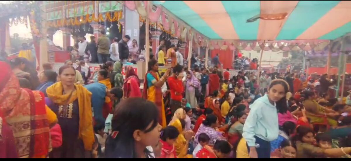 IMG 20241124 WA0014 मां श्याम नामधुन नवाह यज्ञ में उमड़ी भक्तों की भीड़