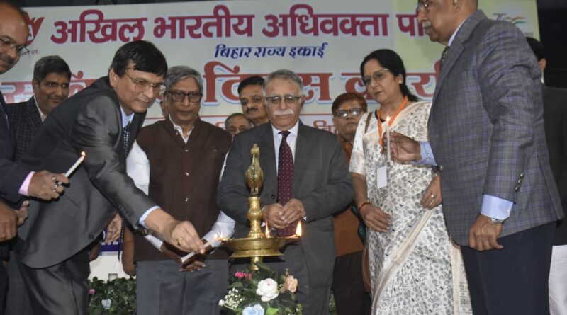 IMG 20241130 WA0069 लोगों की समस्या को समझना और उसका समाधान करना ही हमारा कर्तव्य है : न्यायमूर्ति संजय करोल