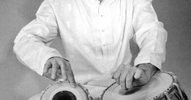 IMG 20241216 WA0005 तबला वादक और पद्म विभूषण उस्ताद जाकिर हुसैन के इंतकाल ( निधन ) पर राष्ट्रीय अध्यक्ष लालू प्रसाद, पुर्व मुख्यमंत्री श्रीमती राबड़ी देवी, नेता प्रतिपक्ष तेजस्वी यादव सहित राजद नेताओं ने गहरे रंजो गम का इजहार किया