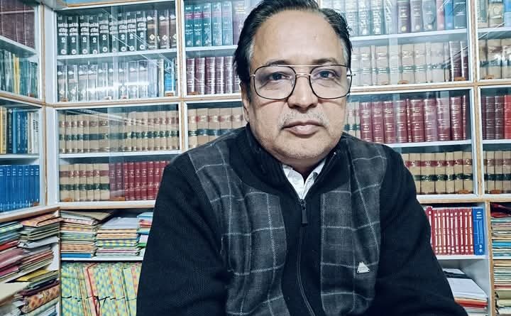 Screenshot 2024 12 17 08 07 45 92 a23b203fd3aafc6dcb84e438dda678b6 पार्श्व गायक उदित नारायण झा पर परिवार न्यायालय ने 10 रुपया का जुर्माना लगाया