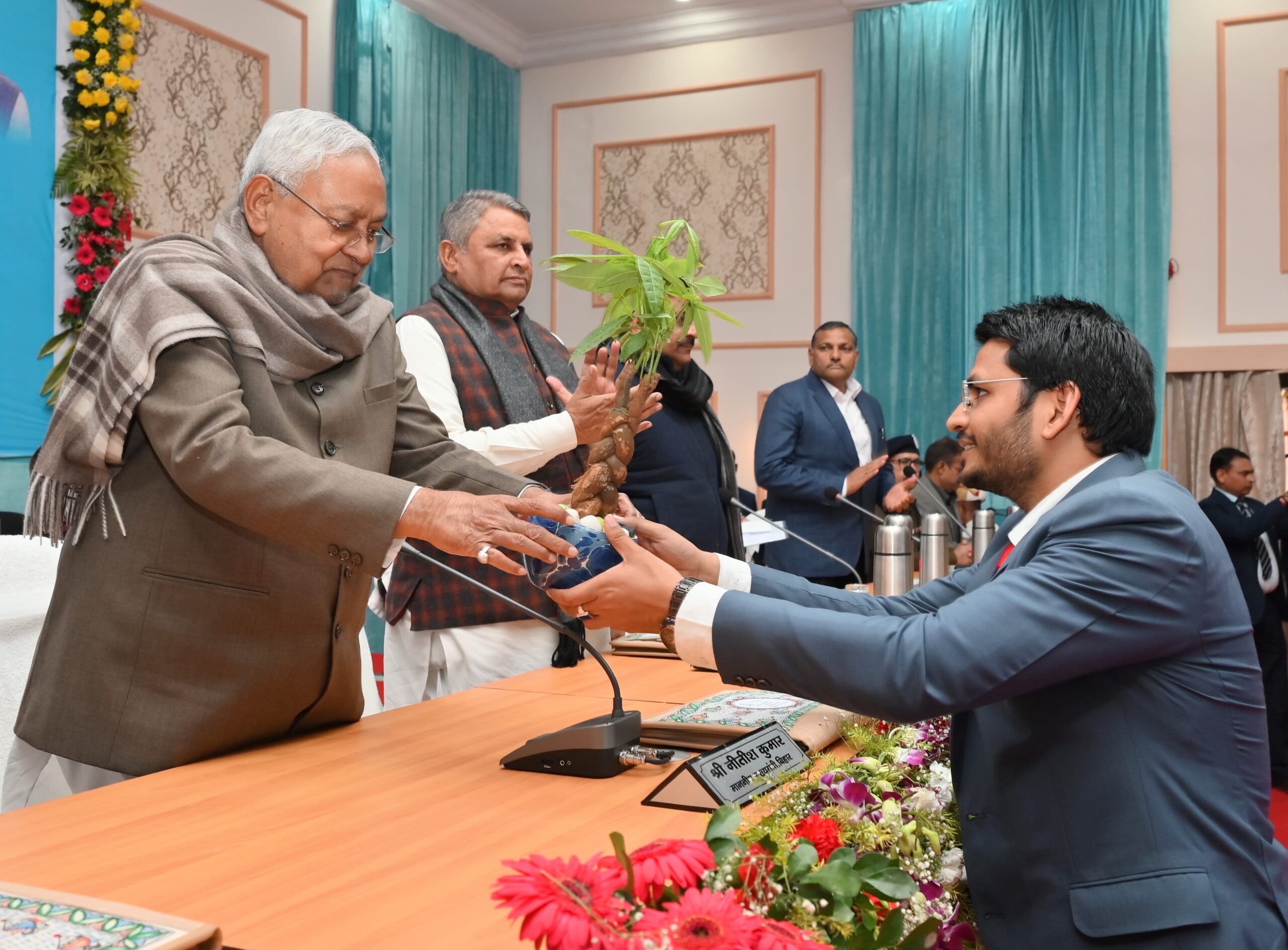 IMG 20250112 WA0140 scaled मधुबनी जिले में सब तरह के काम करा दिये हैं कुछ नये काम और कराये जायेंगे : मुख्यमंत्री