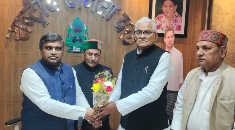 IMG 20250221 WA0007 राजद का राज्य निर्वाचन पदाधिकारी डाॅ0 तनवीर हसन साहब ने पदभार ग्रहण किया
