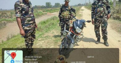 IMG 20250330 WA0007 SSB ने सीमा पर प्रतिबंधित दवाइयों और शराब जब्त