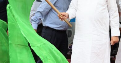 मुख्यमंत्री ने वीडियो कांफ्रेंसिंग के माध्यम से 'महिला संवाद' का किया शुभारंभ, महिला संवाद जागरूकता वाहनों को हरी झंडी दिखाकर रवाना 2 IMG 20250418 WA0005 मुख्यमंत्री ने वीडियो कांफ्रेंसिंग के माध्यम से 'महिला संवाद' का किया शुभारंभ, महिला संवाद जागरूकता वाहनों को हरी झंडी दिखाकर रवाना