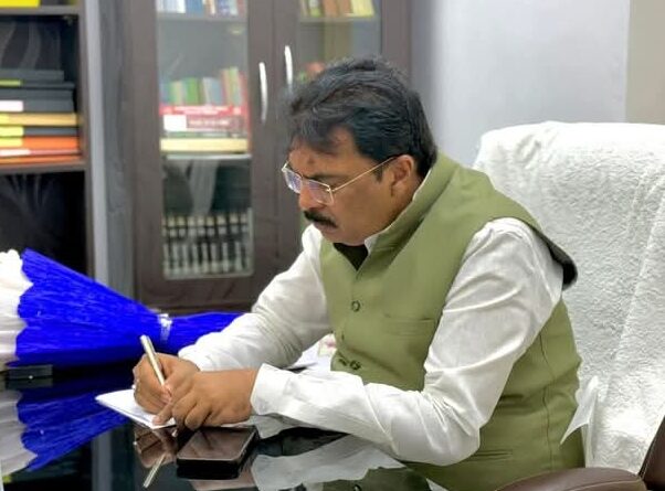 Screenshot 2025 04 04 11 07 01 59 a23b203fd3aafc6dcb84e438dda678b6 राजस्व मामलो में सबसे खराब प्रदर्शन करने वाले पदाधिकारियो पर कार्यवाही के आदेशः संजय सरावगी , मंत्री