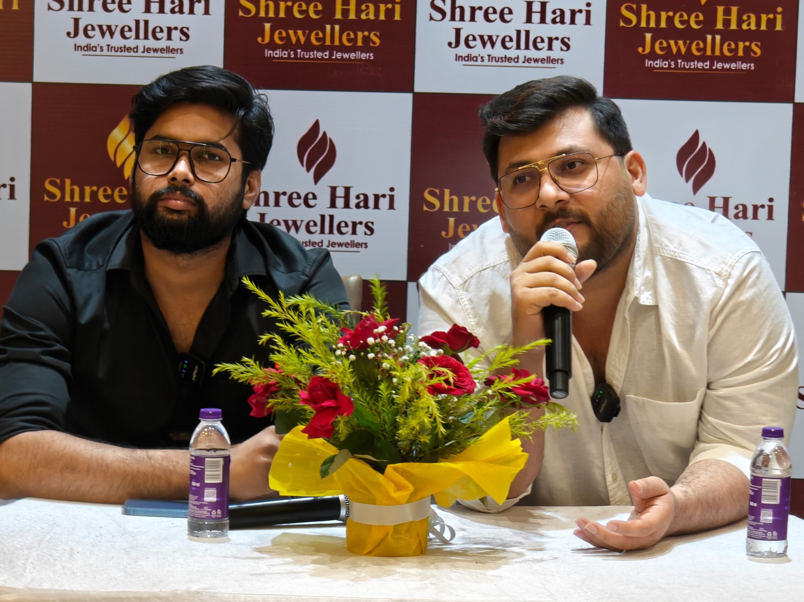 IMG 20250606 WA0015 scaled श्री हरि ज्वेलर्स ने गरीब बच्चों के लिए शुरू किया बी द चेंज और हंगर फ्री बिहार अभियान