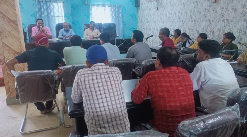 IMG 20250606 WA0017 बीडीओ राकेश कुमार ठाकुर के अध्यक्षता में  प्रखंड सह अंचल कार्यालय सभागार में जन्म- मृत्यु विषय पर एक दिवसीय प्रशिक्षण