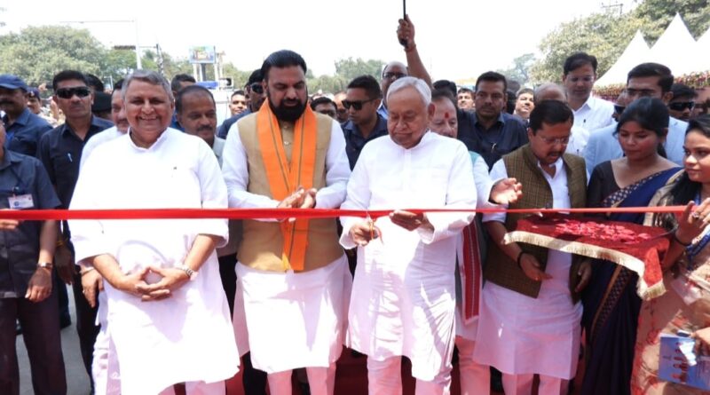IMG 20250611 WA0004 मुख्यमंत्री ने अशोक राजपथ पर कारगिल चौक (गांधी मैदान) से साइंस कॉलेज भाया पी०एम०सी०एच० डबल डेक फ्लाईओवर का किया लोकार्पण, राजकीय उर्दू पुस्तकालय के नये भवन का किया उद्घाटन