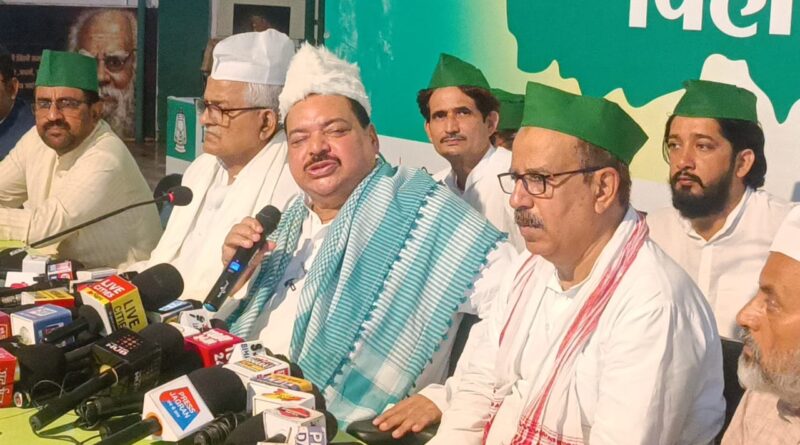IMG 20250729 WA0006 अकलियतों के हक और अधिकार को मजबूत बनाने के लिए लालू जी के विचार और तेजस्वी जी के कार्यों को हर घर तक पहुंचाया जायेगा : अली अशरफ फातमी