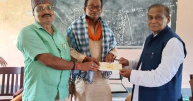 IMG 20250805 WA0019 अवकाशोपरांत चार प्राध्यापकों को एक लाख सेवांत लाभ के साथ दी गई सामूहिक विदाई