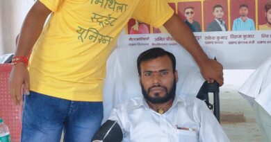 IMG 20250818 WA0052 कृष्ण मोहन झा के जन्मदिन पर समाजसेवी कालीचरण यादव सहित कई युवाओं ने किया रक्तदान