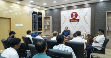 IMG 20250915 WA0015 जिलाधिकारी ने स्वच्छता ही सेवा अभियान-2025 के सफल आयोजन को लेकर की बैठक