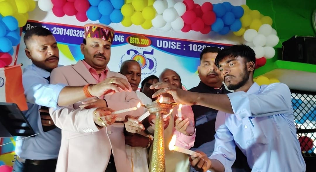 IMG 20250915 WA0017 रामकुंज समाज को बेहतर भविष्य की दिशा गढ़ने में महत्वपूर्ण भूमिका निभा रही