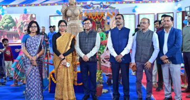 IMG 20251119 WA0017 सोनपुर मेला-2025 के कला-संस्कृति एवं युवा विभाग के स्टॉल का भव्य उद्घाटन