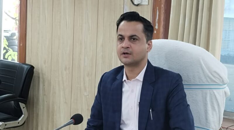 डीएम आनंद शर्मा की अध्यक्षता में शिक्षा विभाग की समीक्षा बैठक 1 IMG 20251127 WA0004 डीएम आनंद शर्मा की अध्यक्षता में शिक्षा विभाग की समीक्षा बैठक