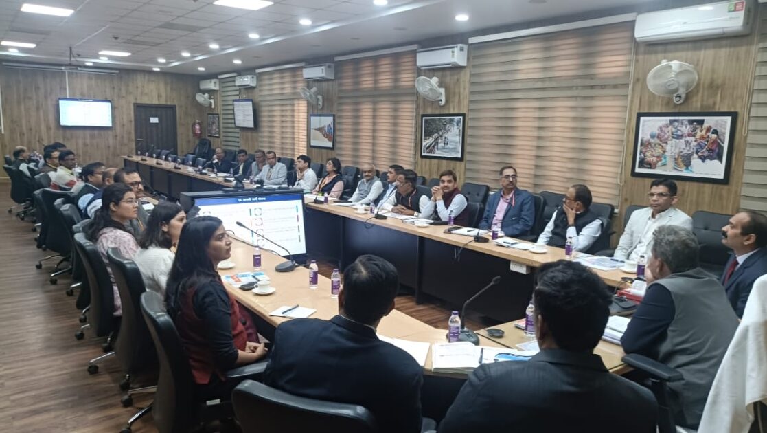 IMG 20251127 WA0008 शिक्षा मंत्री ने विभागीय प्राथमिकताओं के संबंध में महत्वपूर्ण निर्देश प्रदान