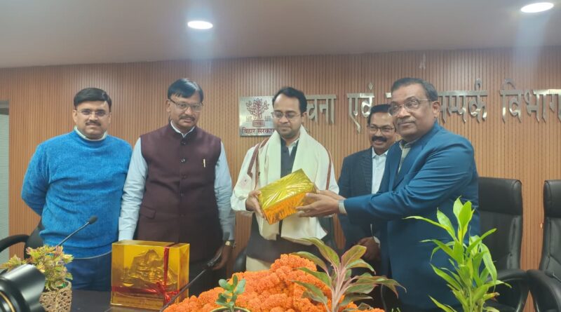 IMG 20251210 WA0011 काम के प्रत‍ि ईमानदार होने से मिलती है सफलता: वैभव