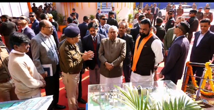 Screenshot 2025 12 14 12 48 27 35 6012fa4d4ddec268fc5c7112cbb265e7 मुख्यमंत्री ने नवीन पुलिस केन्द्र, पटना परिसर में केन्द्रीकृत रसोई-सह-भोजनालय एवं 700 क्षमता वाले पुरूष सिपाही बैरक का उद्घाटन