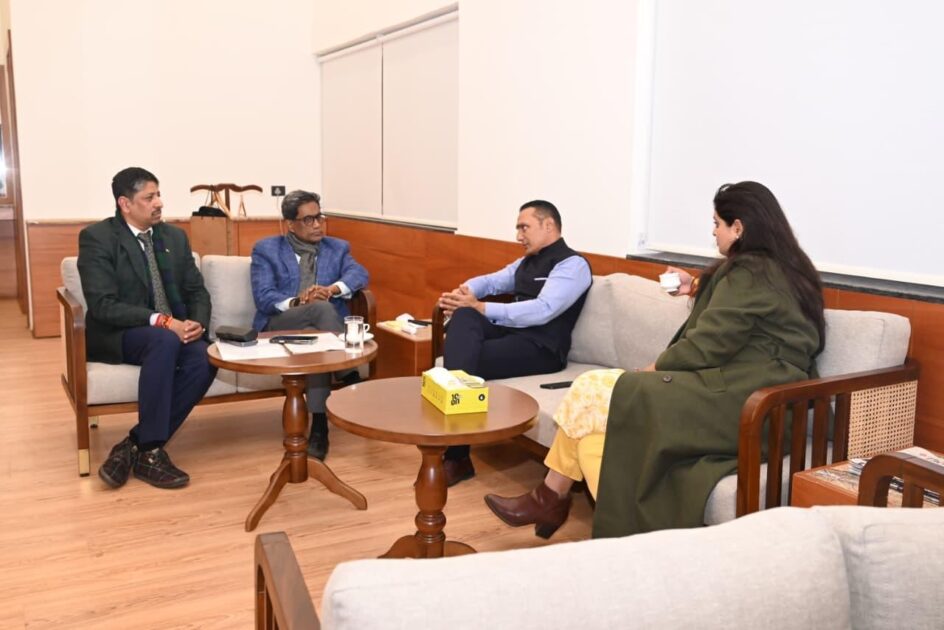 IMG 20260117 WA0001 मुख्यमंत्री ने समृद्धि यात्रा के क्रम में पूर्वी चम्पारण जिले में विभिन्न योजनाओं का लिया जायजा, अधिकारियों को दिए निर्देश ।। 2.सरकार का मुख्य उद्देश्य है, सभी लोगों का सम्मान हो एवं उनका जीवन यापन आसान हो :मुख्यमंत्री ।।3.समृद्धि यात्रा के तहत आयोजित जन संवाद कार्यक्रम में शामिल हुए मुख्यमंत्री