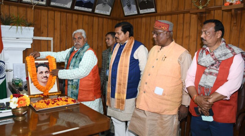 अंत्योदय और एकात्म मानववाद के प्रणेता, असंख्य कार्यकर्ताओं के प्रेरणास्रोत, भारतीय जनसंघ के संस्थापक एवं महान राष्ट्रचिंतक परम श्रद्धेय पंडित दीनदयाल उपाध्याय जी की पुण्यतिथि : अध्यक्ष , डॉ. प्रेम कुमार