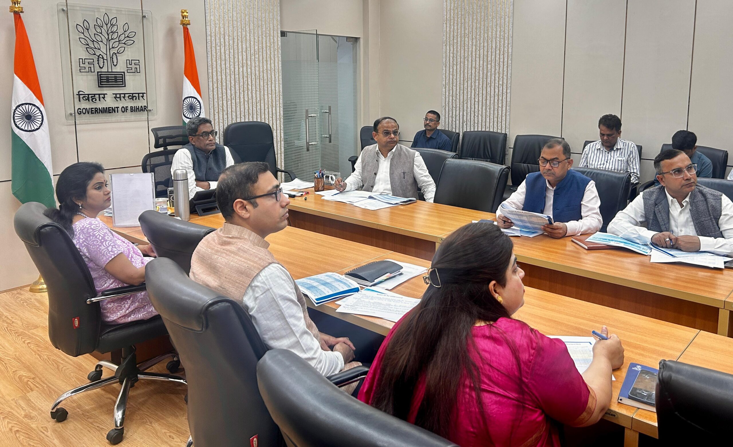 पूर्णिया एयरपोर्ट–जोगबनी मार्ग पर दो बसों का नियमित संचालन प्रारंभ ।।  2.मुख्य सचिव ने की ‘नार्थ कोयल जलाशय’ और ‘मंडई वीयर’ परियोजनाओं की समीक्षा; समय सीमा के भीतर कार्य पूर्ण करने के सख्त निर्देश