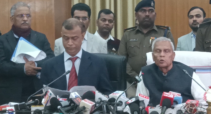 वित्तीय वर्ष 2026 – 27 के लिए राज्य का वार्षिक आय व्यय बजट अनुमान सदन के समक्ष वित्त मंत्री विजेंद्र प्रसाद यादव ने पेश की