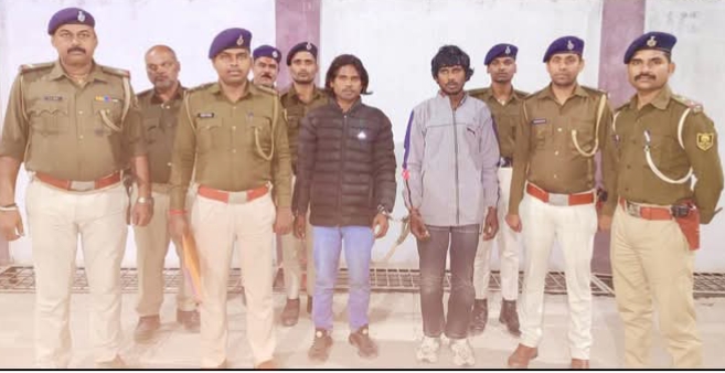 फायरिंग कांड का खुलासा दो आरोपी गिरफ्तार, 3 देसी कट्टा व 5 जिंदा कारतूस बरामद