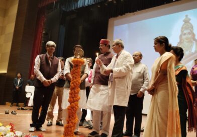 ई एस आई सी मेडिकल कॉलेज एवं अस्पताल देश के रॉल मॉडल बनेगा : संजय टाईगर ।। 2. खेमनीचक से मलाही पकड़ी तक मेट्रो ब्लॉक का उप-मुख्य सेवा सचिव ने किया निरीक्षण।।  3.सहकारिता उपलब्ध कराएगा शहद उत्पादक किसानों को बेहतर बाजार बढ़ेगी आय।। 4.गोबर-धन योजना से रसोई में बायोगैस, पशुपालकों की हो रही अतिरिक्त कमाई  :श्रवण कुमार, मंत्री 