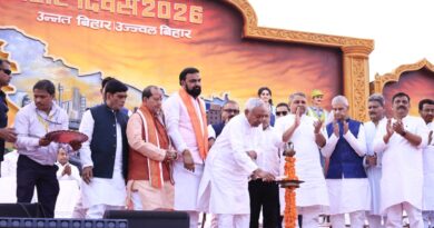 मुख्यमंत्री ने बिहार दिवस समारोह 2026 का दीप प्रज्ज्वलित कर किया उद्घाटन