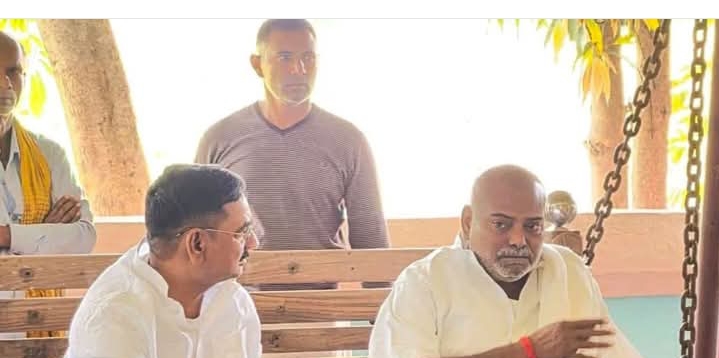 जदयू विधायक विभा देवी और पूर्व श्रम राज्य मंत्री राजवल्लभ प्रसाद यादव के छोटे पुत्र अखिलेश यादव के असामयिक निधन के बाद राजनीतिक हलकों में शोक की लहर 1 Screenshot 2026 03 20 19 41 18 15 a23b203fd3aafc6dcb84e438dda678b6 जदयू विधायक विभा देवी और पूर्व श्रम राज्य मंत्री राजवल्लभ प्रसाद यादव के छोटे पुत्र अखिलेश यादव के असामयिक निधन के बाद राजनीतिक हलकों में शोक की लहर