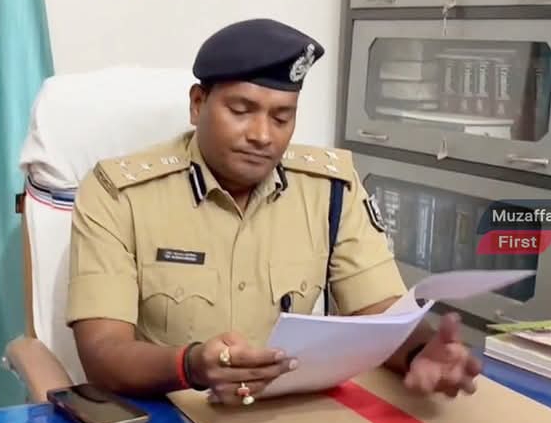 बिहार पुलिस की कार्यशैली पर एक बार फिर गंभीर सवाल डीआईजी ने दारोगा सहित दो चौकीदार को तत्काल प्रभाव से निलंबित 1 Screenshot 2026 03 27 07 47 58 99 a23b203fd3aafc6dcb84e438dda678b6 बिहार पुलिस की कार्यशैली पर एक बार फिर गंभीर सवाल डीआईजी ने दारोगा सहित दो चौकीदार को तत्काल प्रभाव से निलंबित