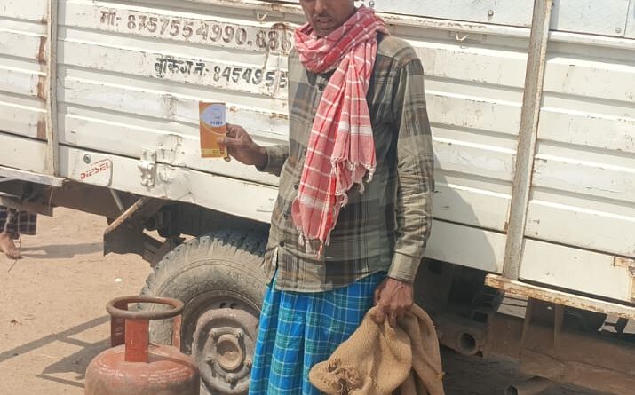 IMG 20260403 WA0008 पेट्रोल(मोटर स्पिरिट) 902.0 हजार लीटर तथा डीजल (हाई स्पीड डीजल) 1090.1 हजार लीटर एलपीजी गैस का 43 हजार 790 स्टॉक है । 