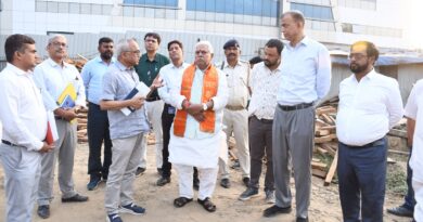 बिहार विधान सभा अध्यक्ष डॉ० प्रेम कुमार सदस्यों के लिए  नवनिर्मित आवासीय परिसर का निरीक्षण कर  सुविधाओं तथा चल रहे निर्माण कार्यों का जायजा लिया