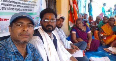 जयनगर अंचल कार्यालय पर जन आक्रोश रैली के बैनर तले एक दिवसीय धरना, आठ सूत्री मांगों को लेकर उठी आवाज 