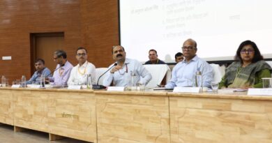 बिहार प्रशासनिक सुधार मिशन के मिशन निदेशक डॉ. बी. राजेन्दर ने लोक शिकायत निवारण पदाधिकारियों एवं आईटी प्रबंधकों की समीक्षा बैठक