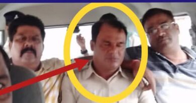 वर्दी का रौब दिखाकर रिश्वत खाने वालों दरोगा का अब एक ही अंजाम सीधा बर्खास्तगी का फरमान हटा दिया नौकरी से : DIG