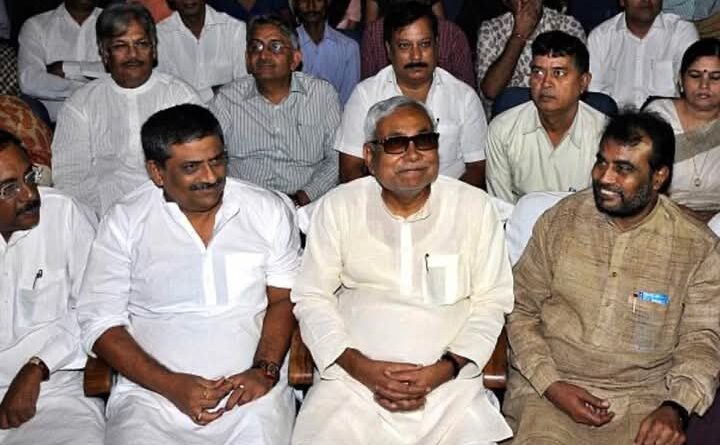 चतुर-चालाक नीतीश कुमार ने सब कुछ उलझा सा दिया है ,अब आपको खेला समझाते हैं,ध्यान से पढ़िएगा 1 Screenshot 2026 04 12 21 20 30 37 a23b203fd3aafc6dcb84e438dda678b6 चतुर-चालाक नीतीश कुमार ने सब कुछ उलझा सा दिया है ,अब आपको खेला समझाते हैं,ध्यान से पढ़िएगा