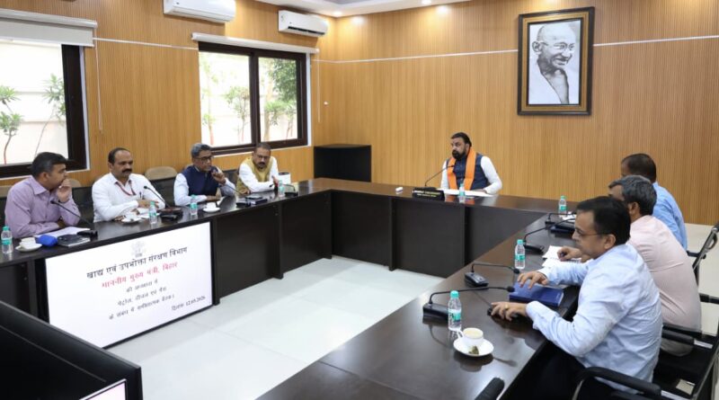 हमारी प्राथमिकता है कि आमलोगों के घरों में पी०एन०जी० की सुविधा शीघ्र मिले ।। 2.निजी स्कूलों में पारदर्शिता और जवाबदेही सुनिश्चित होगी : मुख्यमंत्री