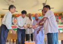 मध्य विद्यालय महथा में राष्ट्रीय मेधा छात्रवृत्ति परीक्षा  में सफलता करने वाले छात्रों को अंगवस्त्र-मोमेंटो देकर बढ़ाया हौसला : BEO  