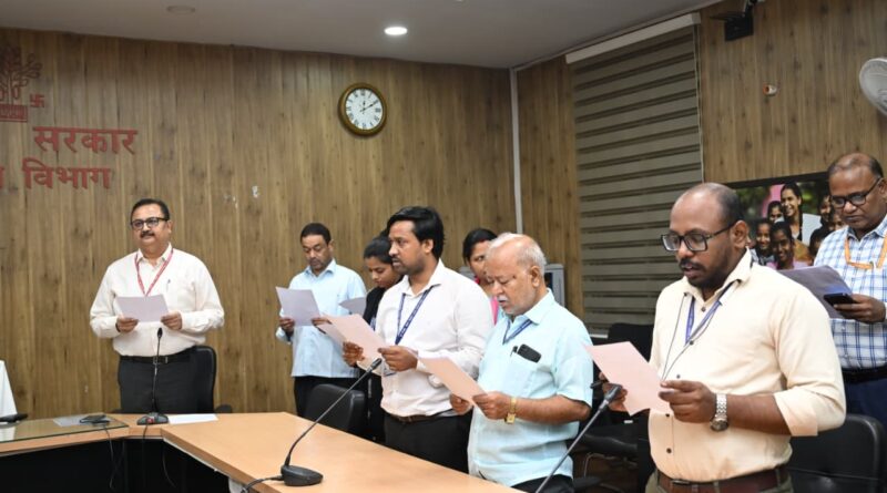बाल श्रम उन्मूलन के लिए सामूहिक संकल्प, शिक्षा विभाग के कर्मियों ने ली शपथ