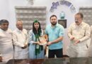 नेता प्रतिपक्ष  तेजस्वी प्रसाद यादव के समक्ष मधुबनी जिला परिषद की अध्यक्ष बिंदु गुलाब यादव ने राजद की सदस्यता ग्रहण की