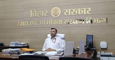 खाद्यान्न वितरण में लापरवाही एवं अनियमितता किसी भी कीमत पर बर्दाश्त नहीं होगीः सचिव