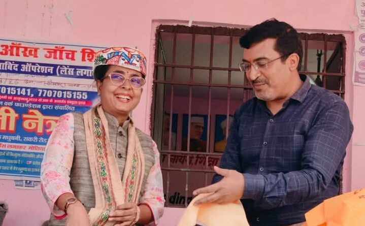 बाबूबरही विधायक मीणा कामत सिधपकला सहयोग शिविर में शामिल, अधिकारियों को त्वरित समाधान के निर्देश