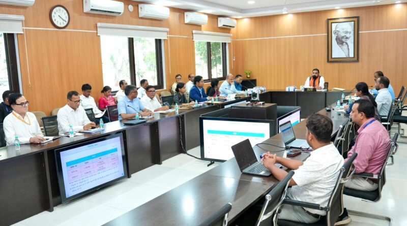 अपराध से जुड़े मामलों के शीघ्र निष्पादन के लिये 100 फास्ट ट्रैक कोर्ट का किया जायेगा गठन: मुख्यमंत्री ।। 2.केन्द्र सरकार के नीति आयोग की तर्ज पर बिहार में भी बनेगा आयोग : मुख्यमंत्री